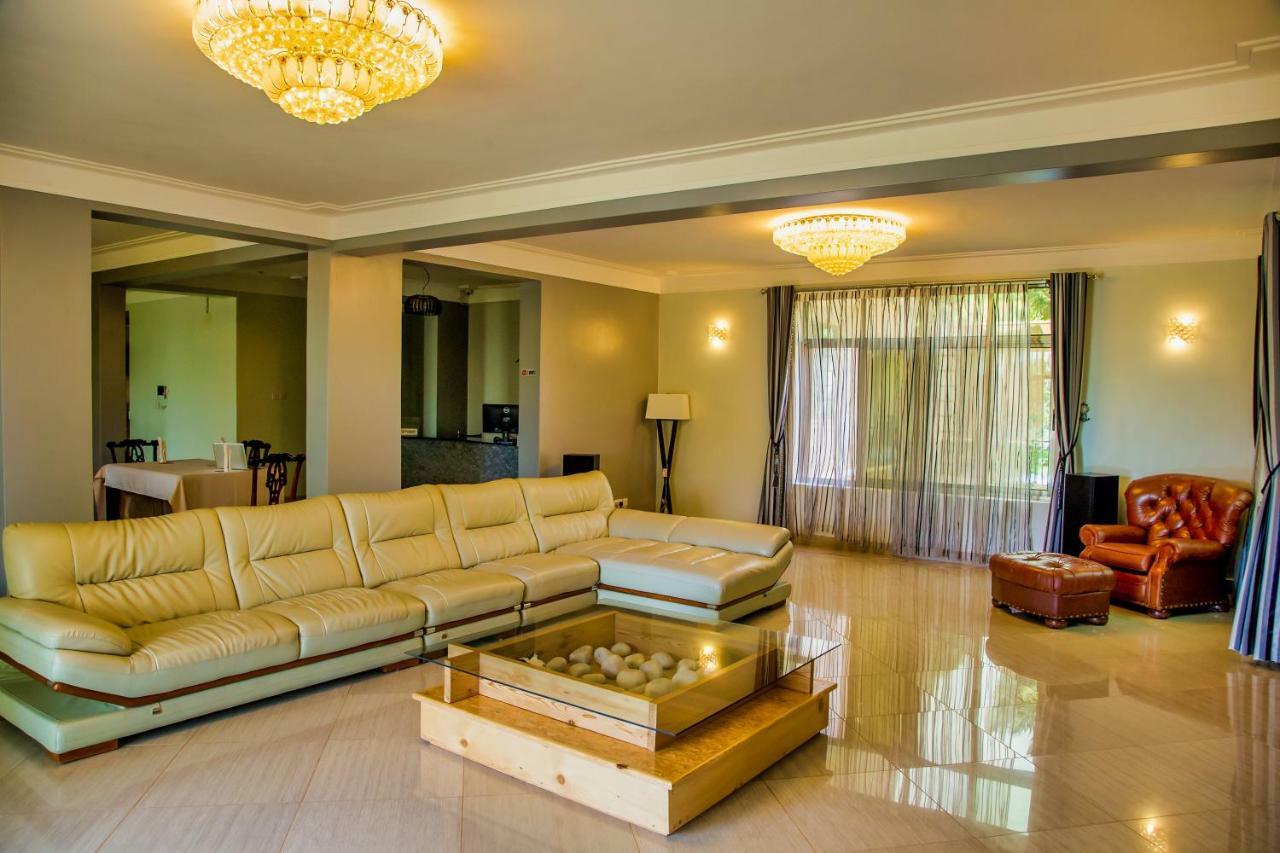 Lakepoint Villa 恩德培 外观 照片
